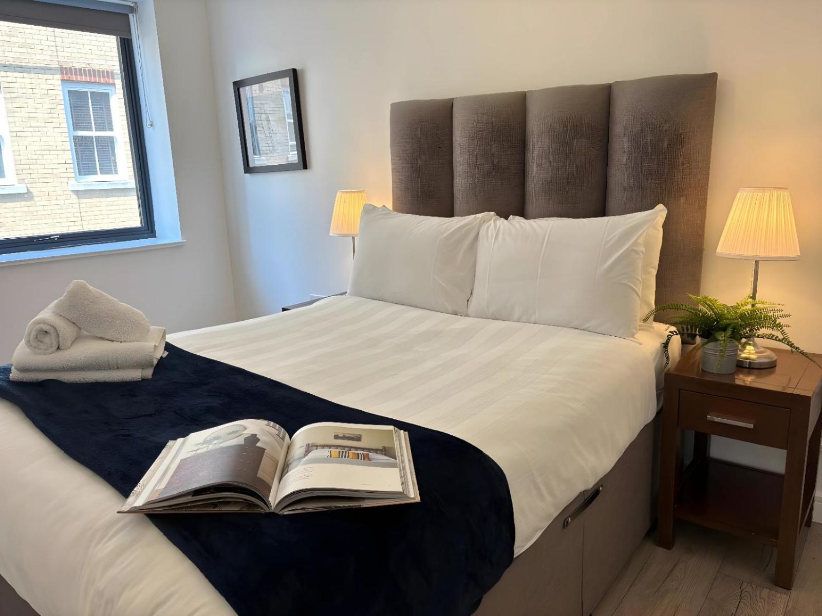 City Aldgate Apartments Londen Buitenkant foto