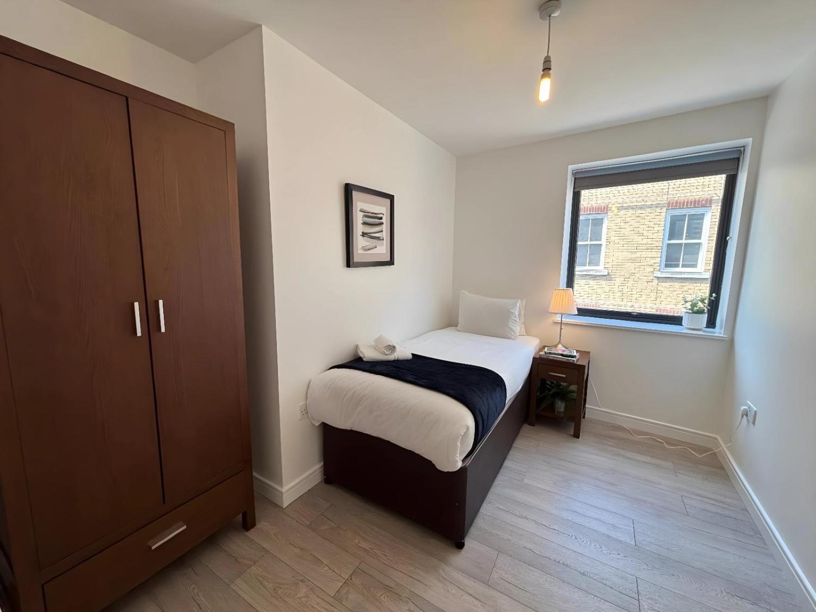 City Aldgate Apartments Londen Buitenkant foto