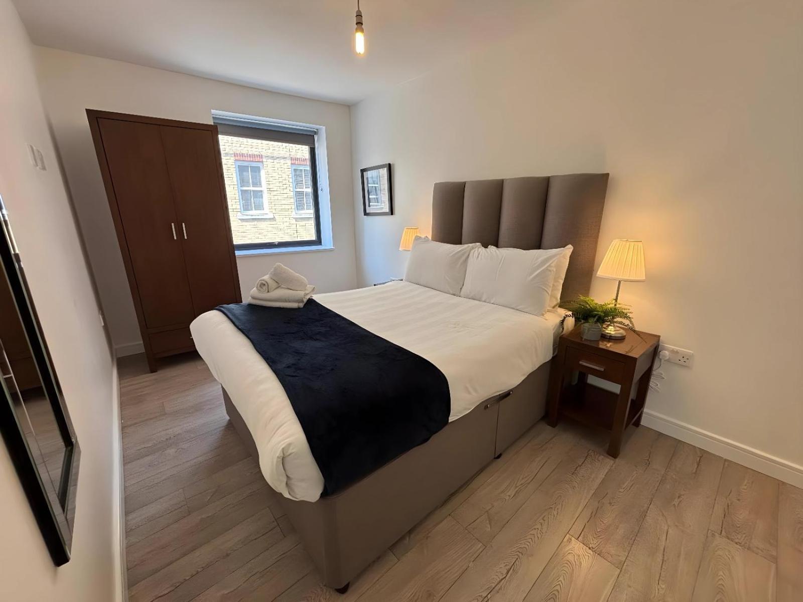 City Aldgate Apartments Londen Buitenkant foto